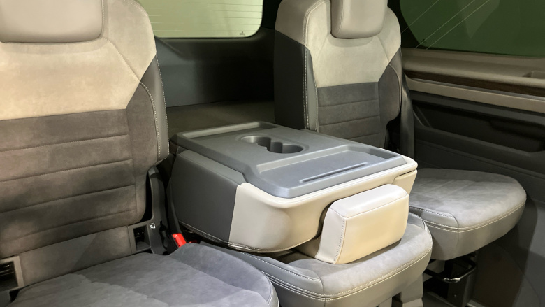 Volkswagen Multivan 2.0 TDI Style 5dr LWB DSG Diesel Estate